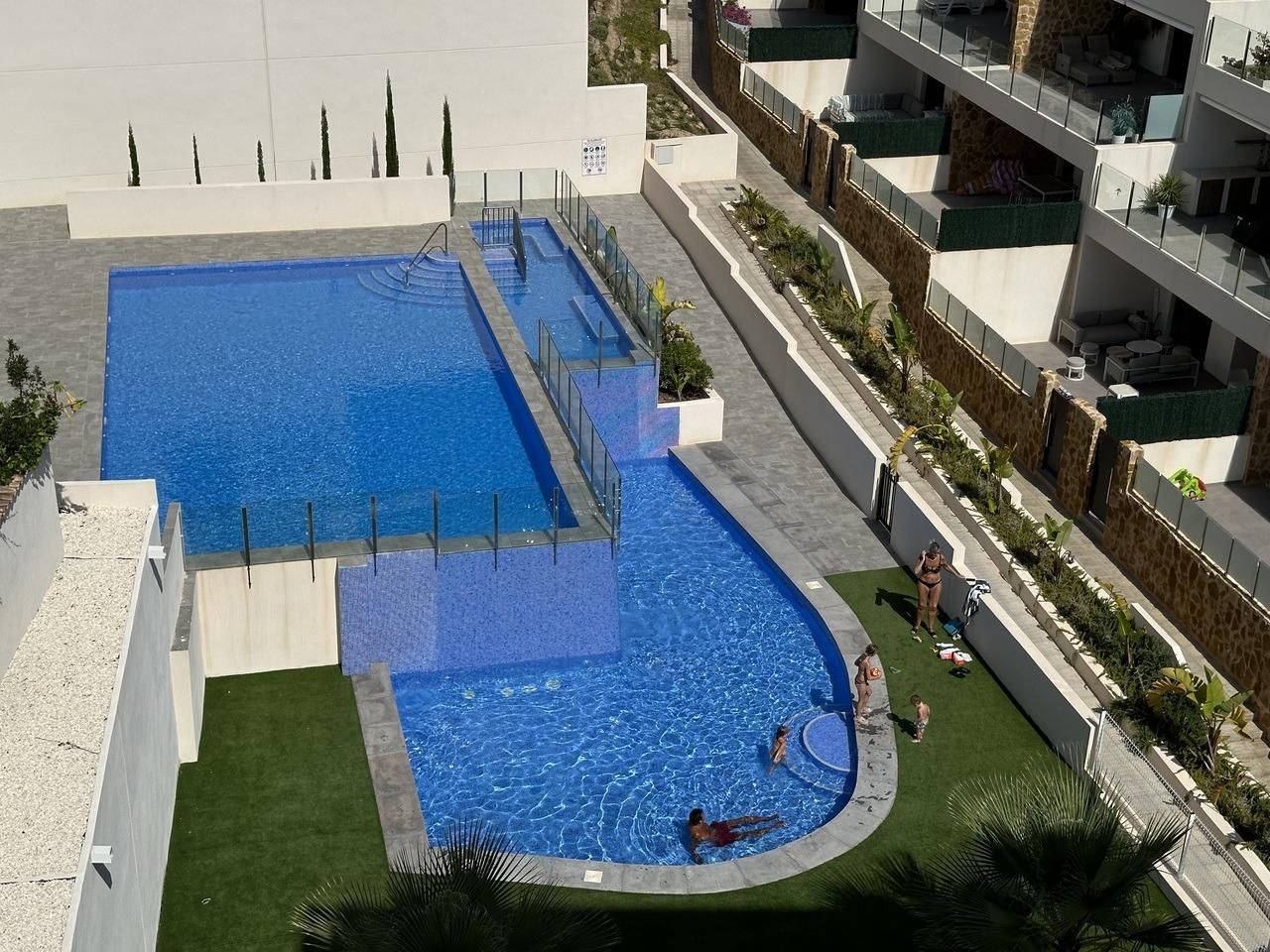 Garden in penthouse for sale in Orihuela Costa