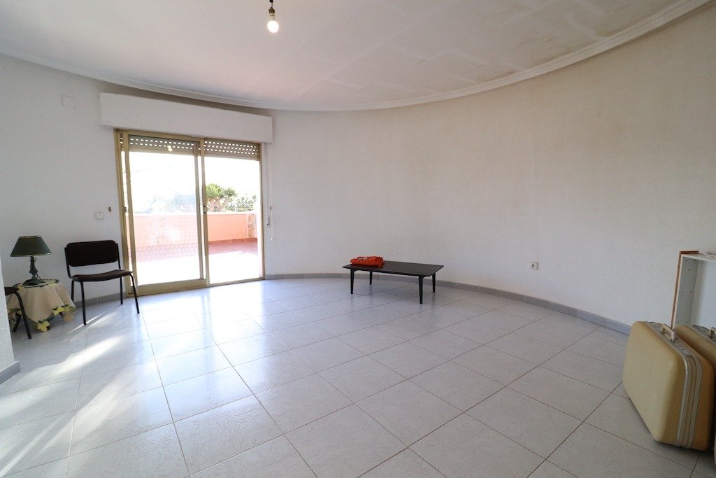 Exterior view in villa for sale in Torrevieja