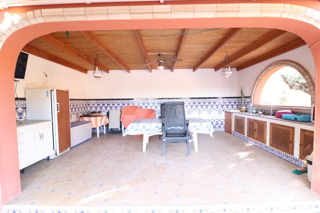 Terrace in villa for sale in Torrevieja
