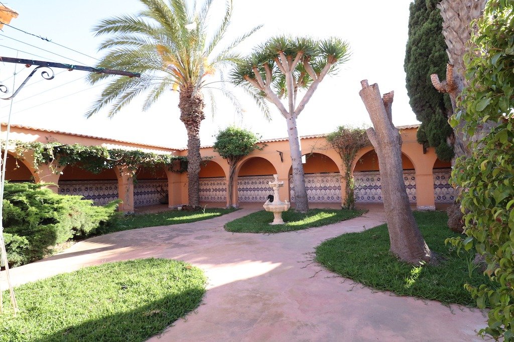Living room in villa for sale in Torrevieja