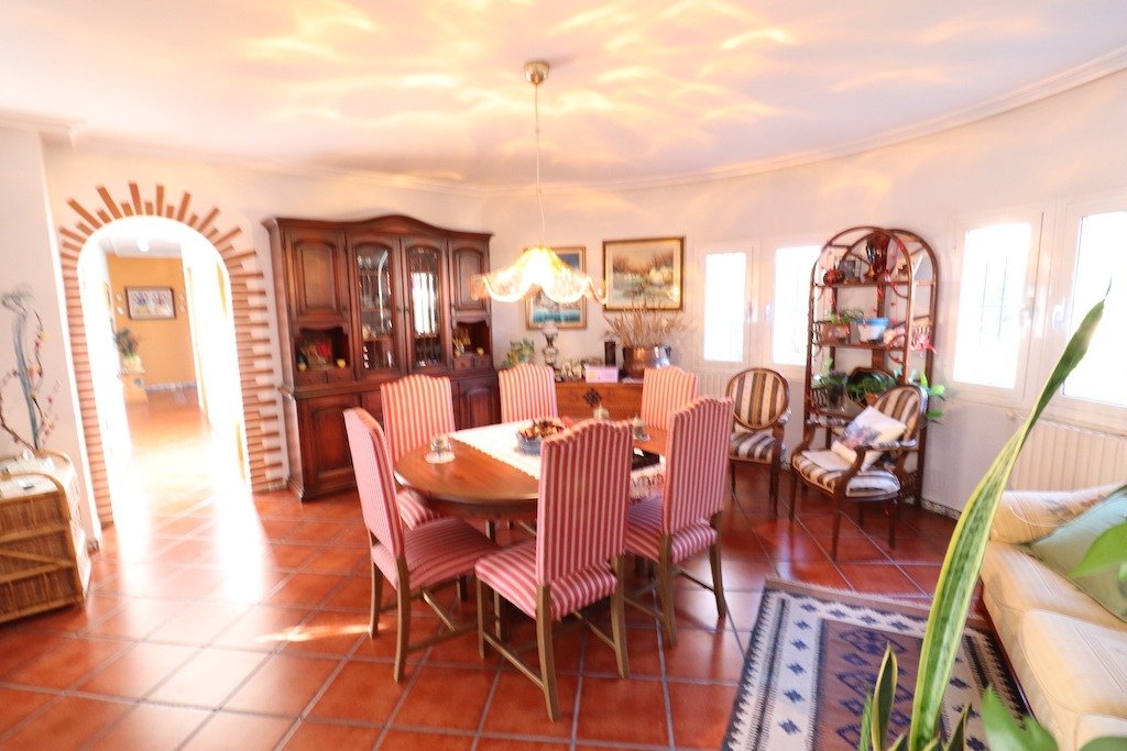 Garden in villa for sale in Torrevieja