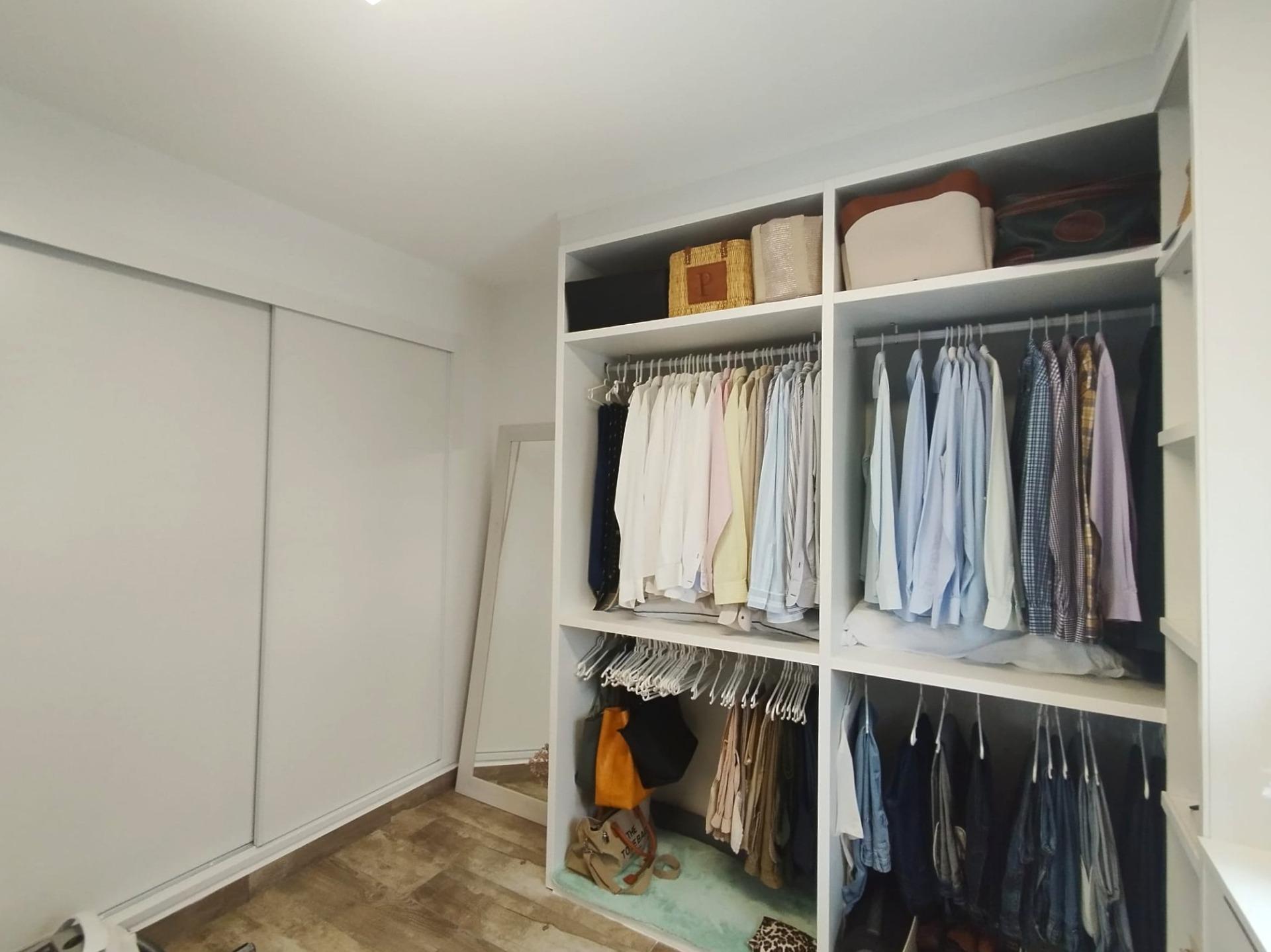 Master bedroom in villa for sale in San Miguel de Salinas