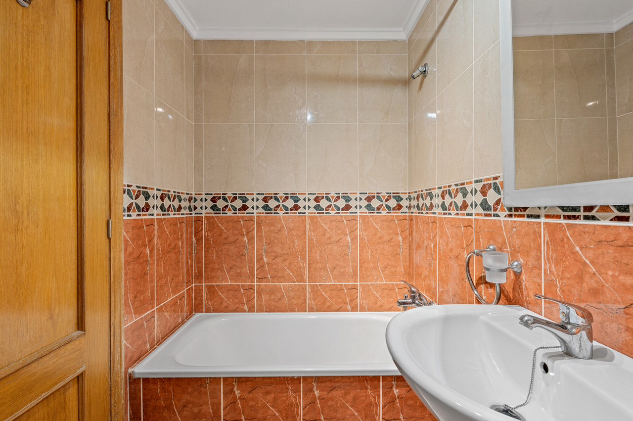 Terrace in apartment for sale in Algorfa