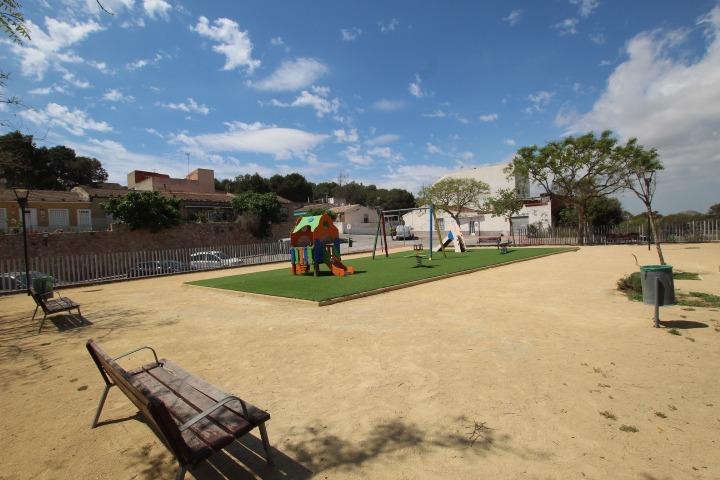 Exterior view in terraced for sale in Guardamar del Segura