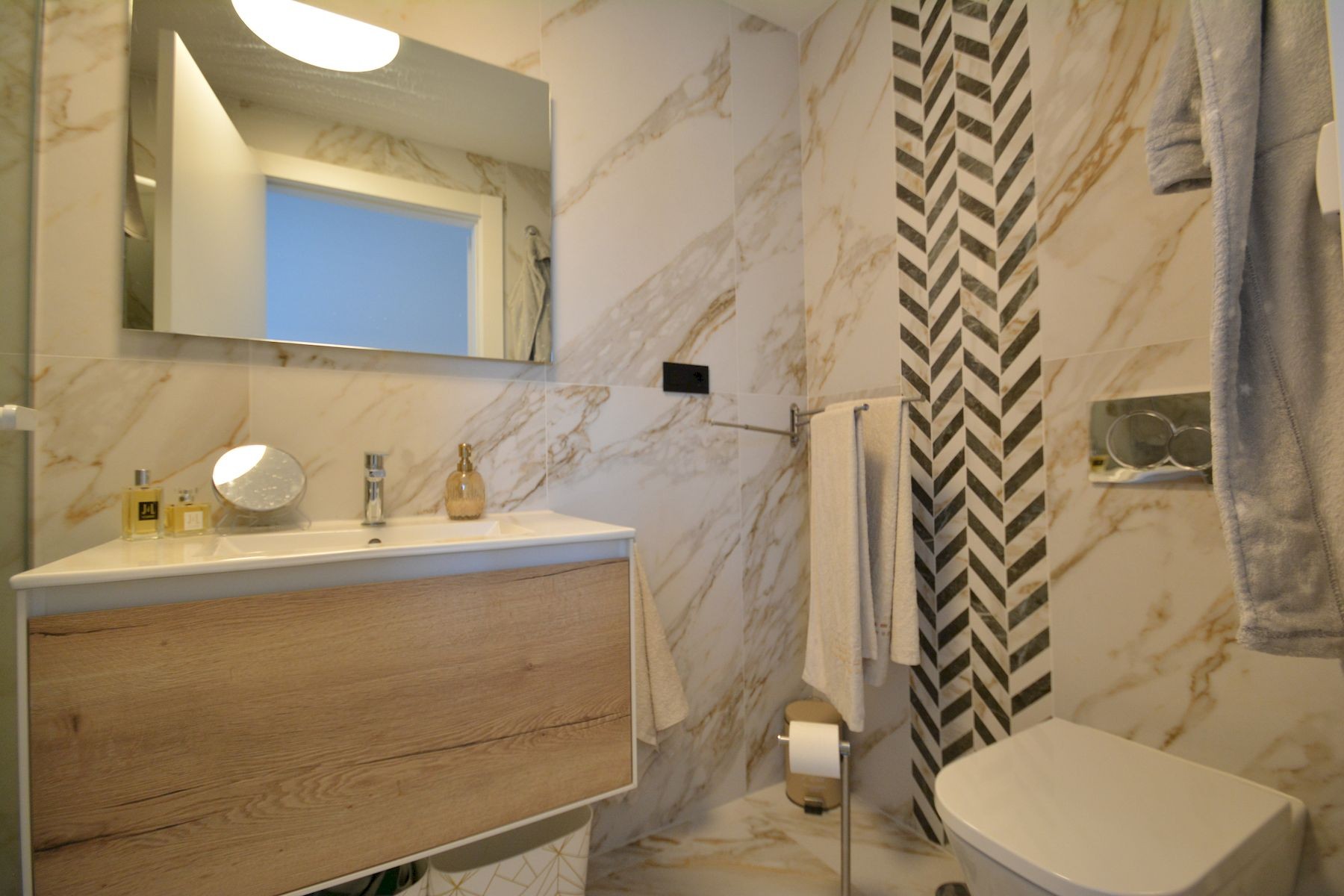 Bedroom in apartment for sale in Guardamar del Segura