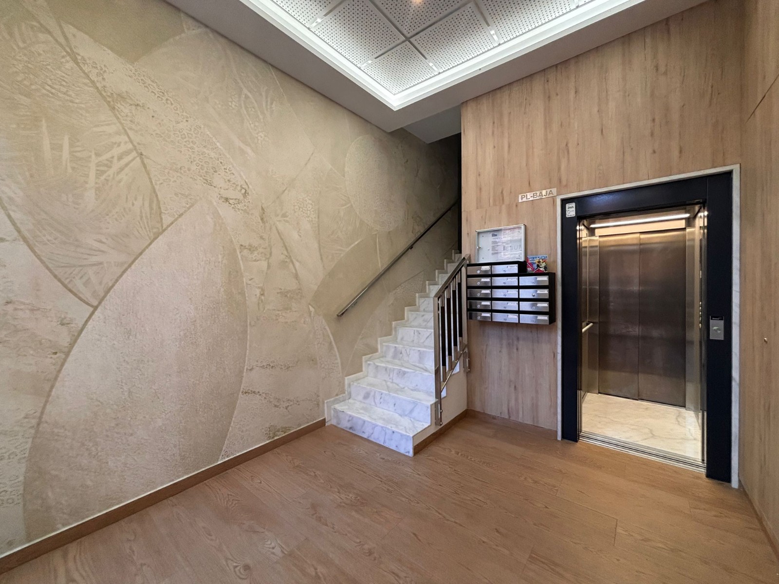 Terrace in apartment for sale in Guardamar del Segura