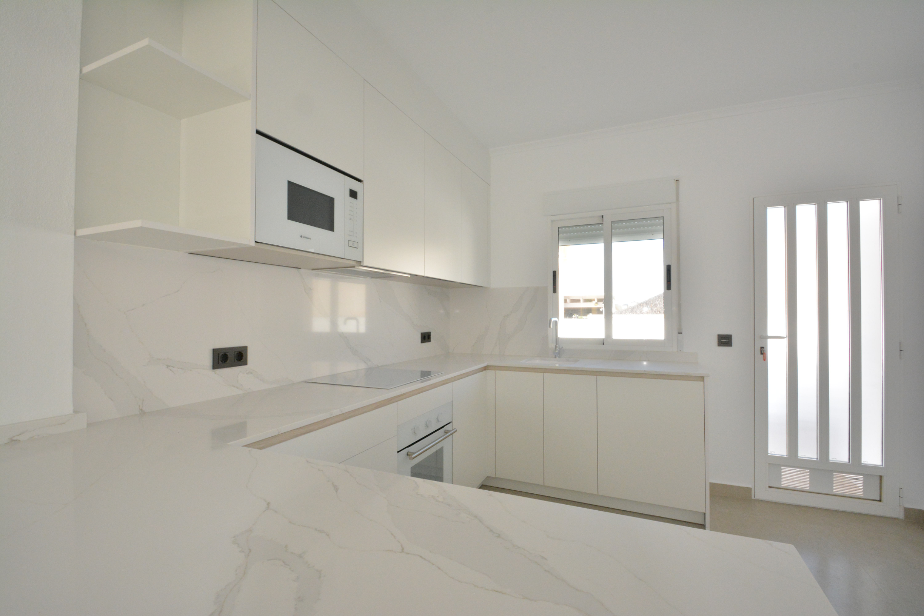 Living room in villa for sale in Algorfa