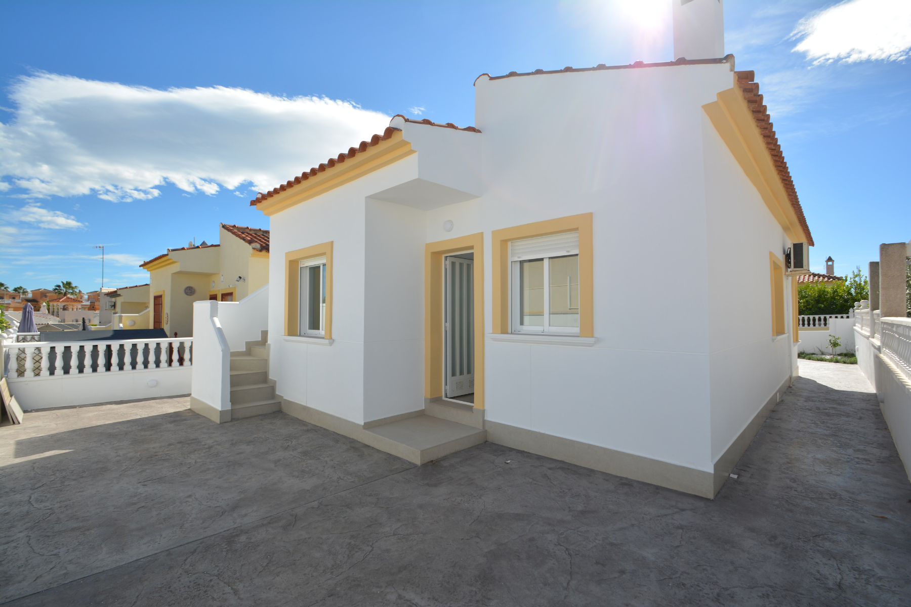 Dining area in villa for sale in Algorfa