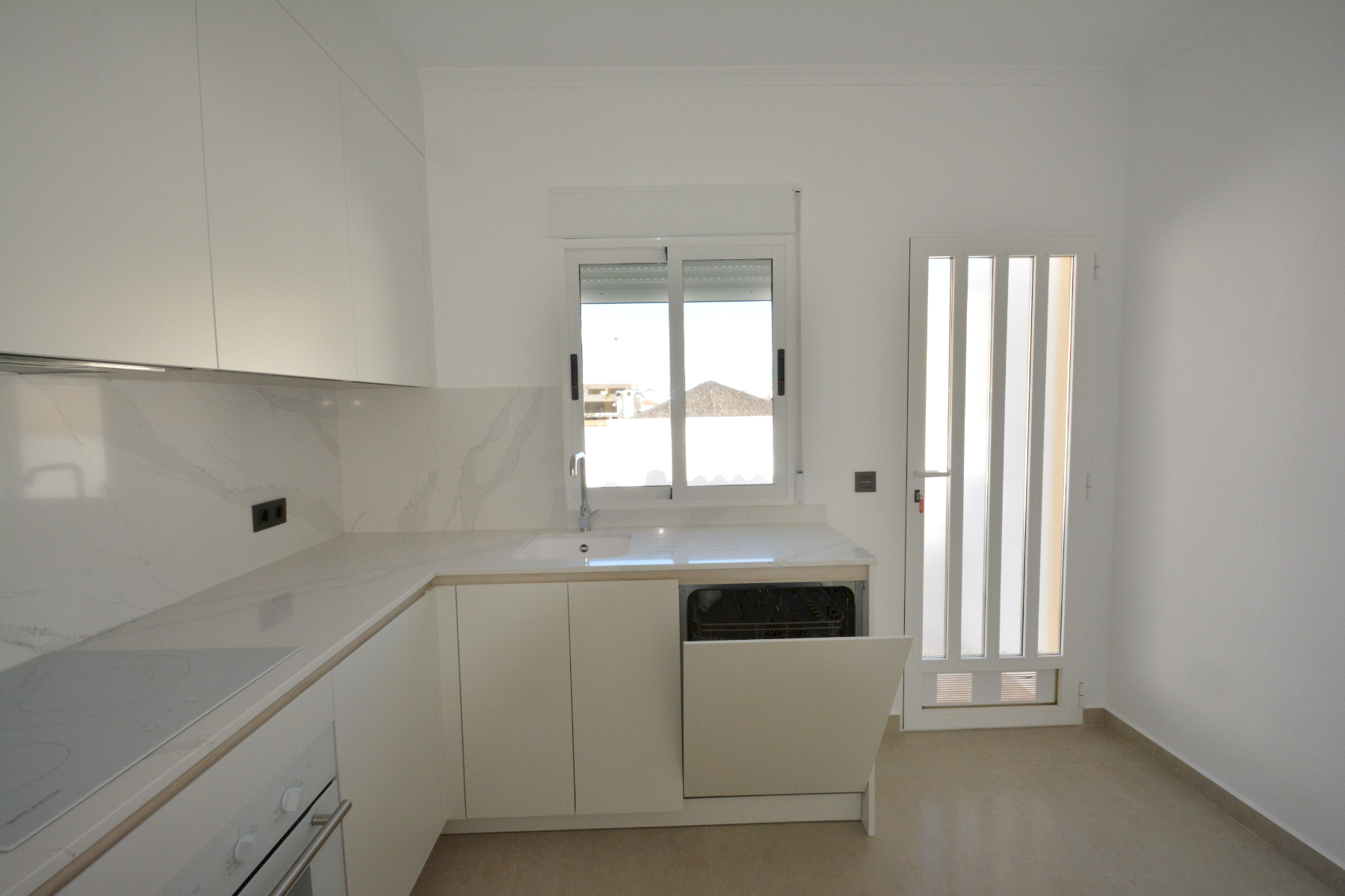 Terrace in villa for sale in Algorfa