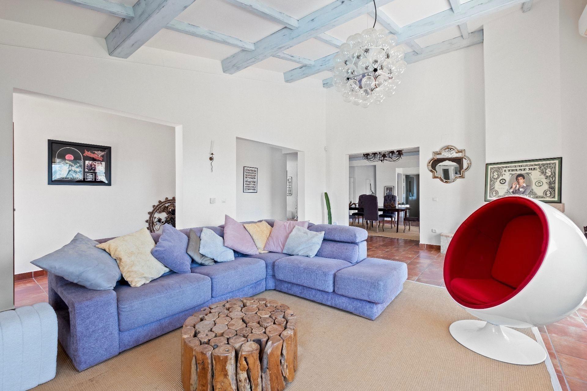 Living room in villa for sale in Altea