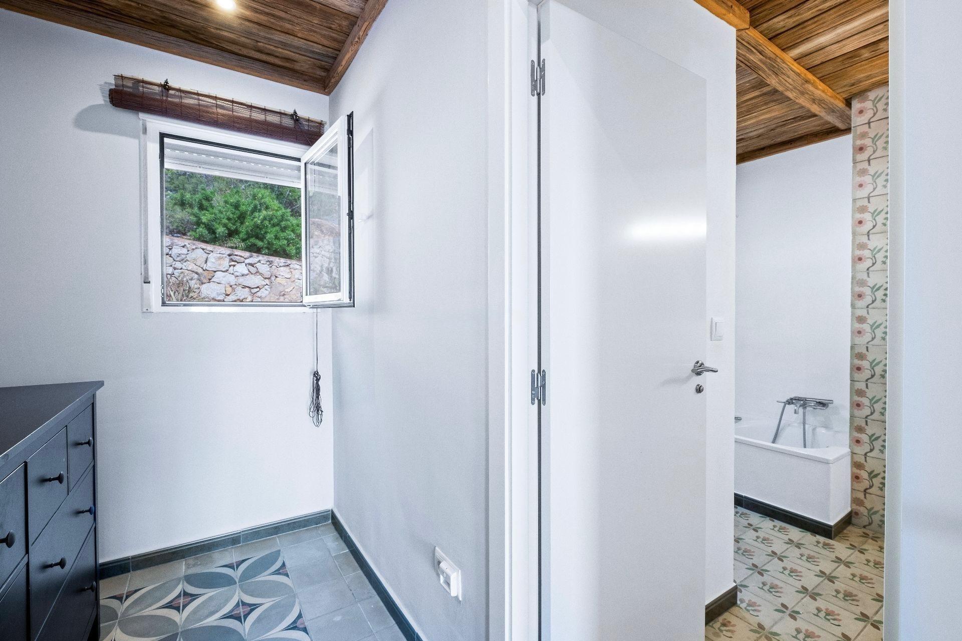 Bedroom in villa for sale in Altea