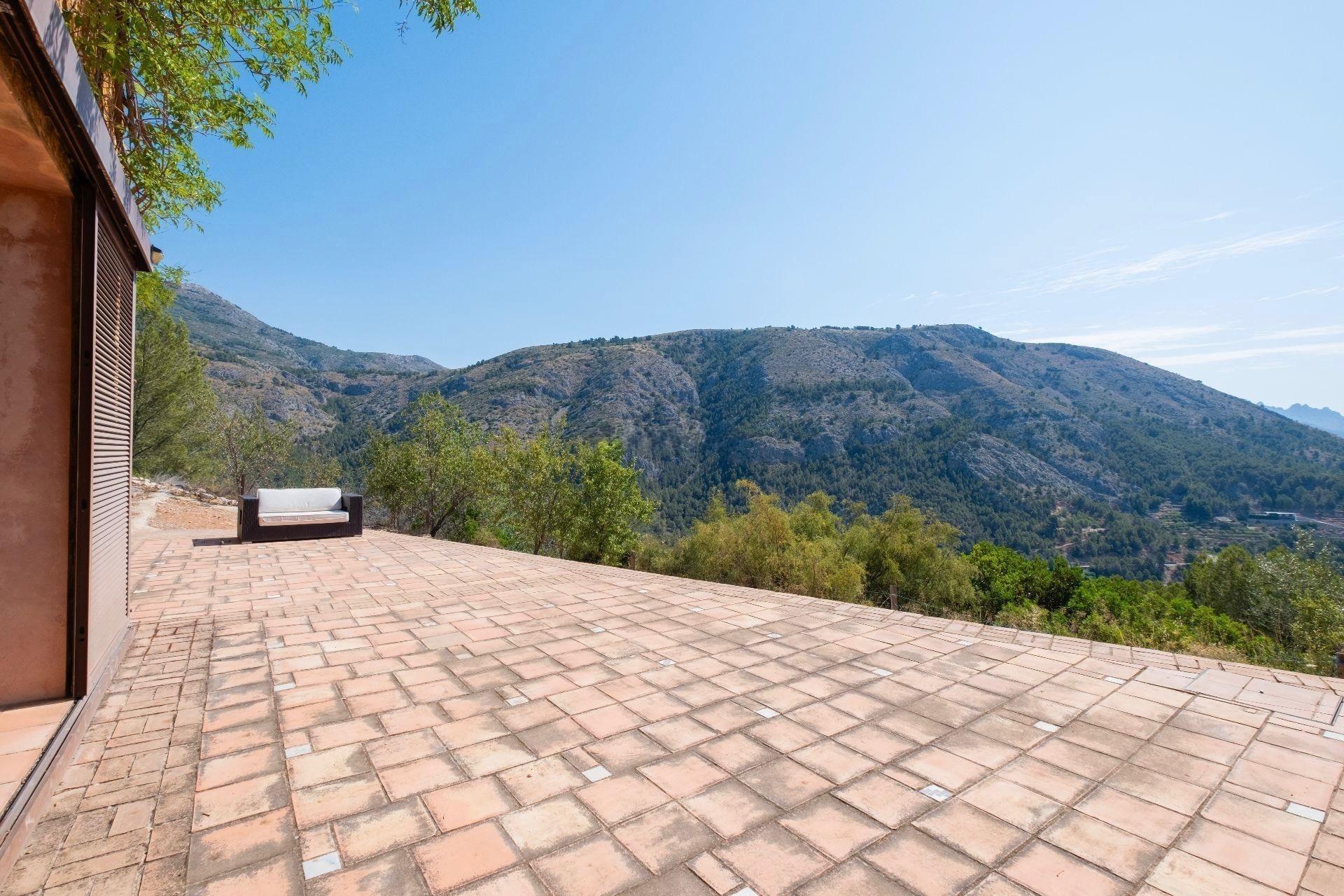 Bathroom in villa for sale in Altea