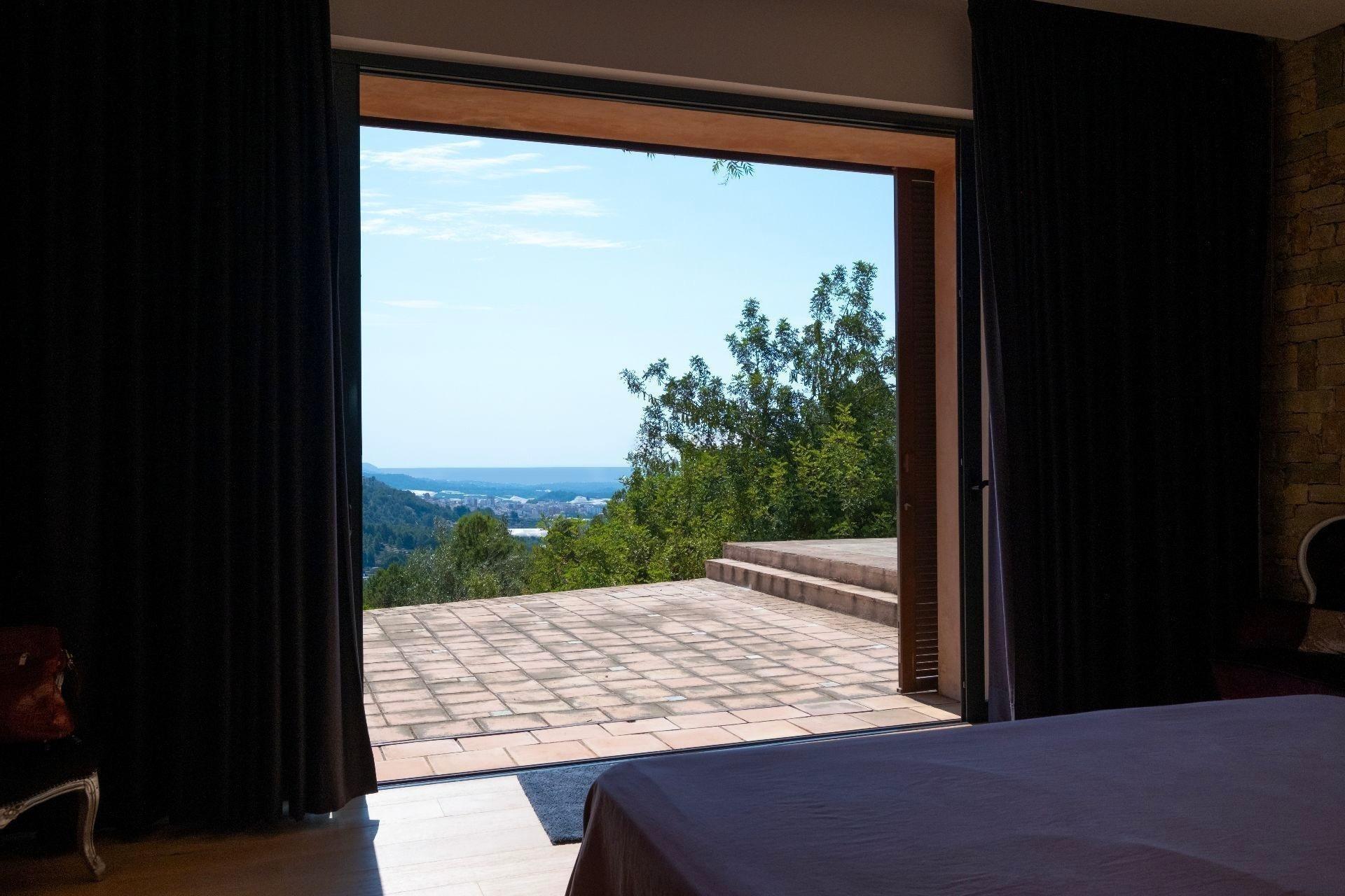 Garden in villa for sale in Altea