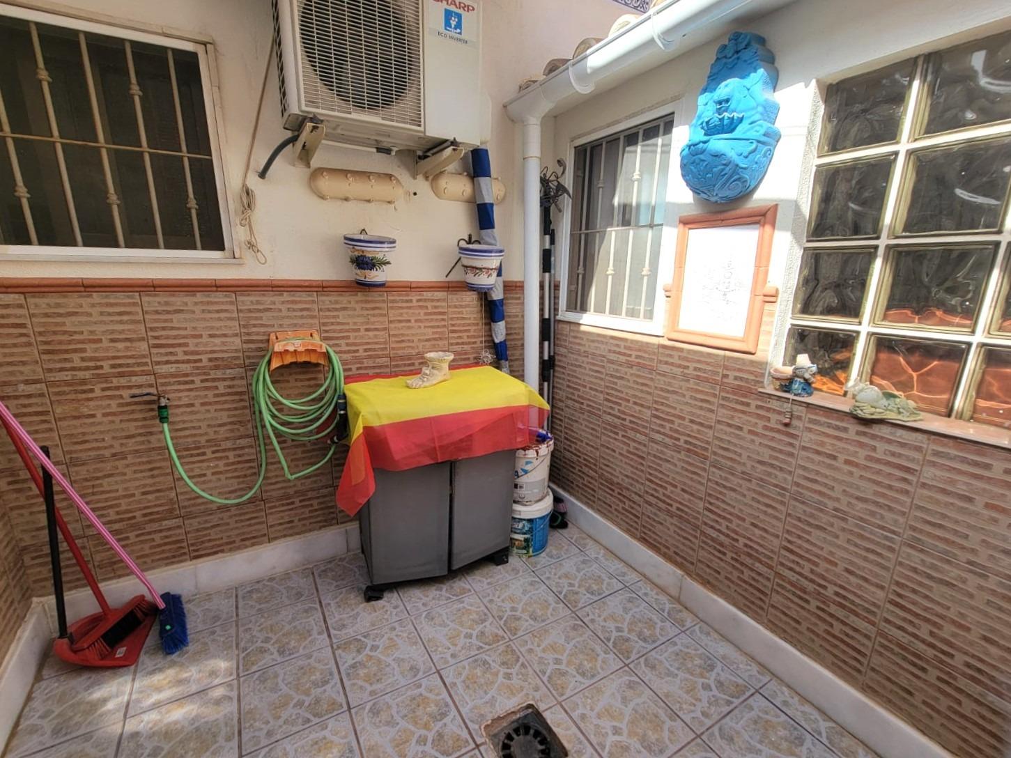 Terrace in bungalow for sale in Torrevieja