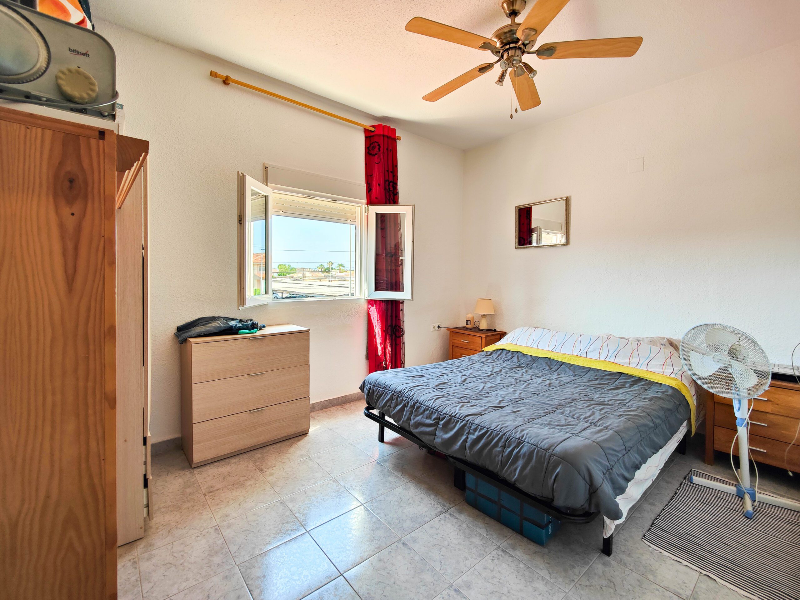 Garden in commercial for sale in Torrevieja