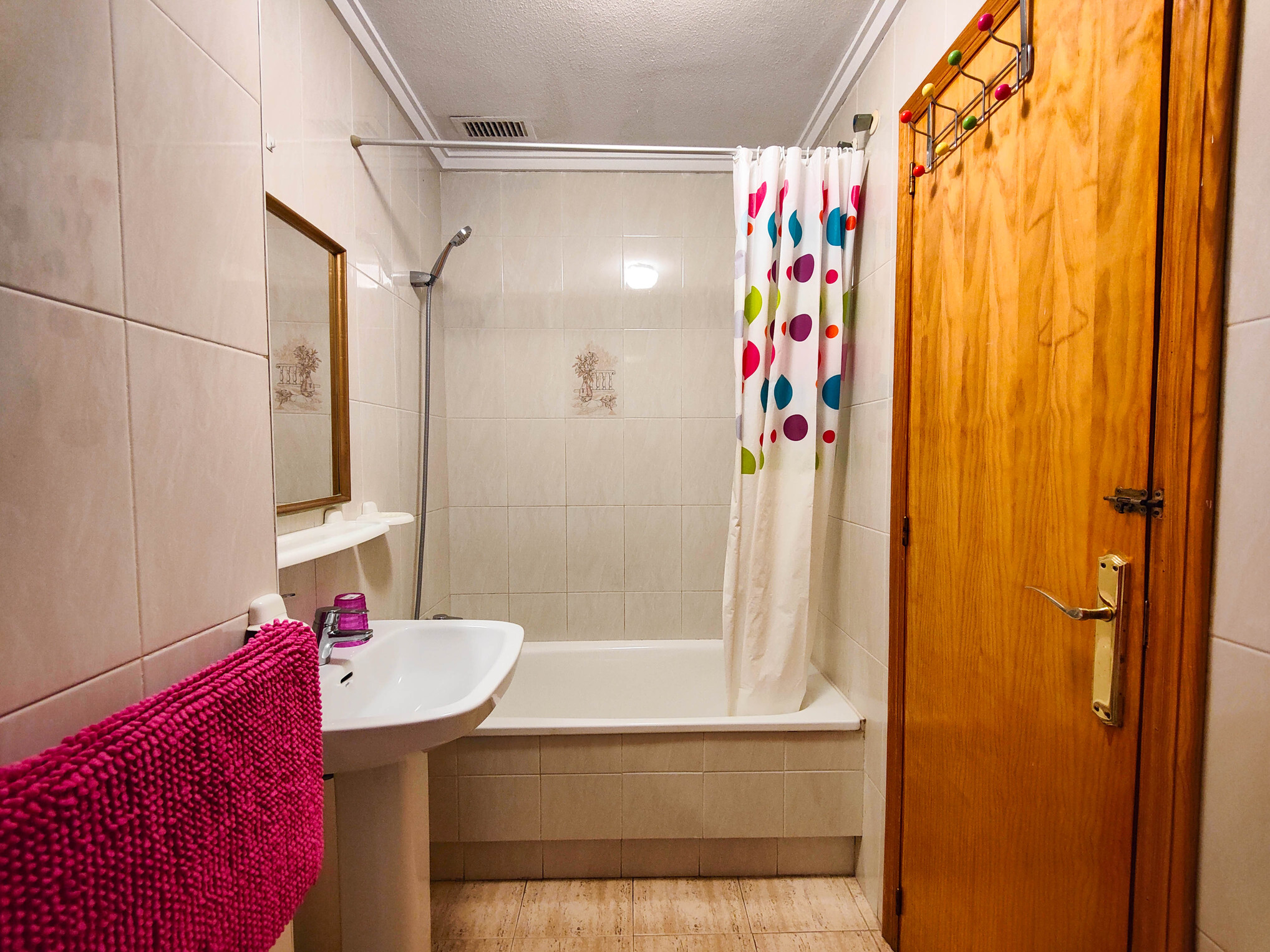 Master bedroom in apartment for sale in Torrevieja