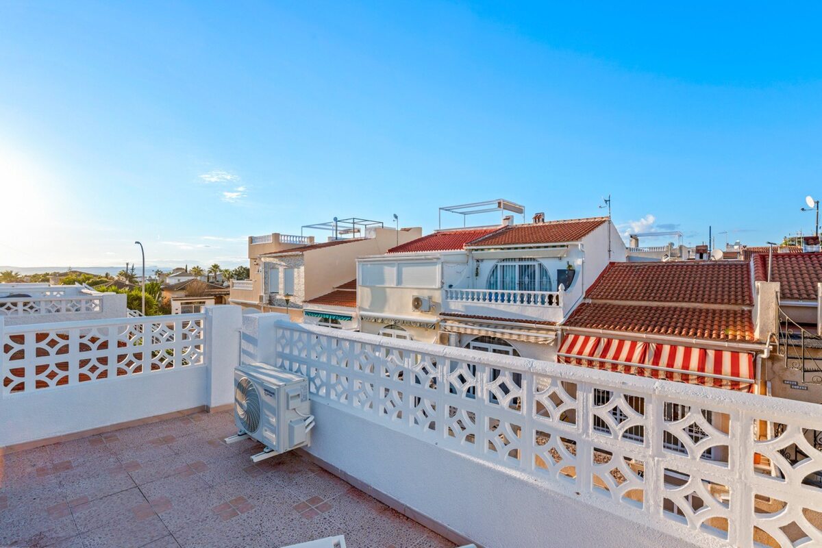 Garden in terraced for sale in Torrevieja