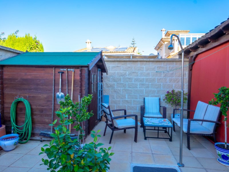 Bathroom in villa for sale in Torrevieja
