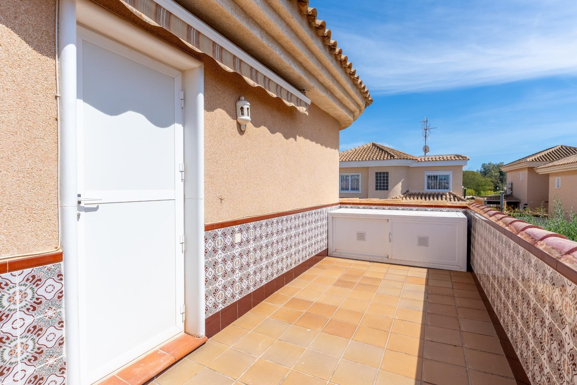 Bedroom in villa for sale in Torrevieja