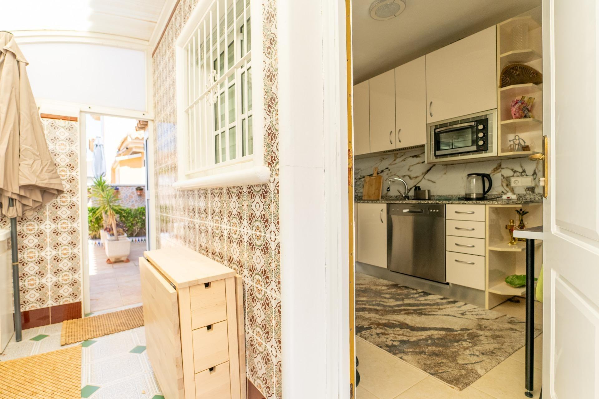 Garden in villa for sale in Torrevieja