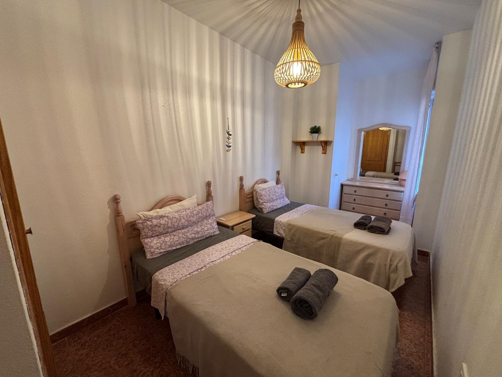 Bedrooms: 3, Bathrooms: 1, Apartment in Torrevieja, Alicante, Spain