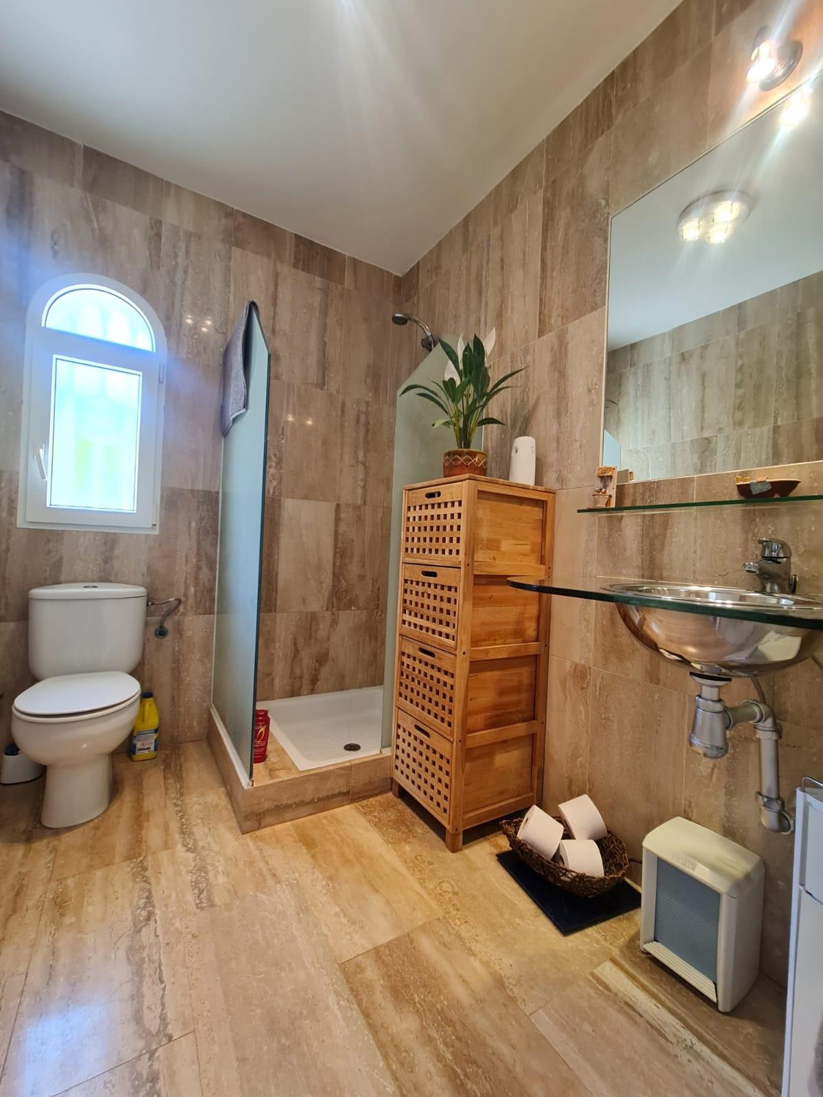 Kitchen in villa for sale in Orihuela Costa
