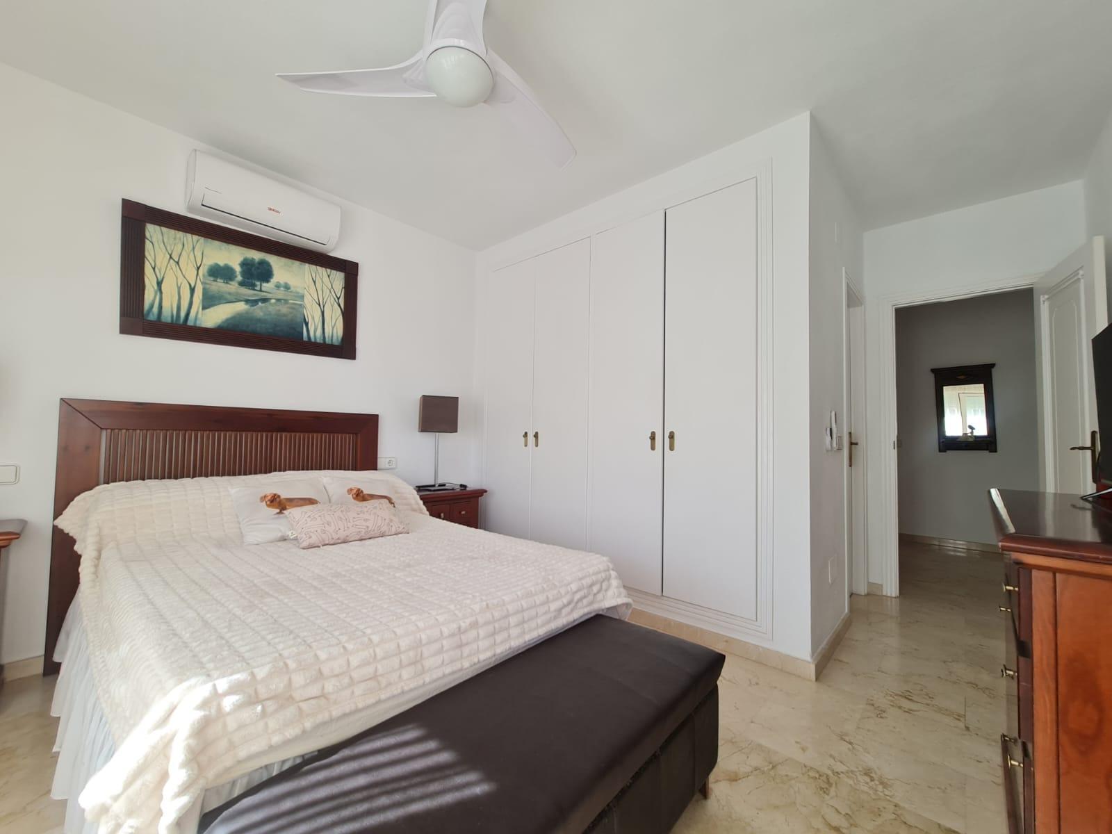 Bathroom in villa for sale in Orihuela Costa