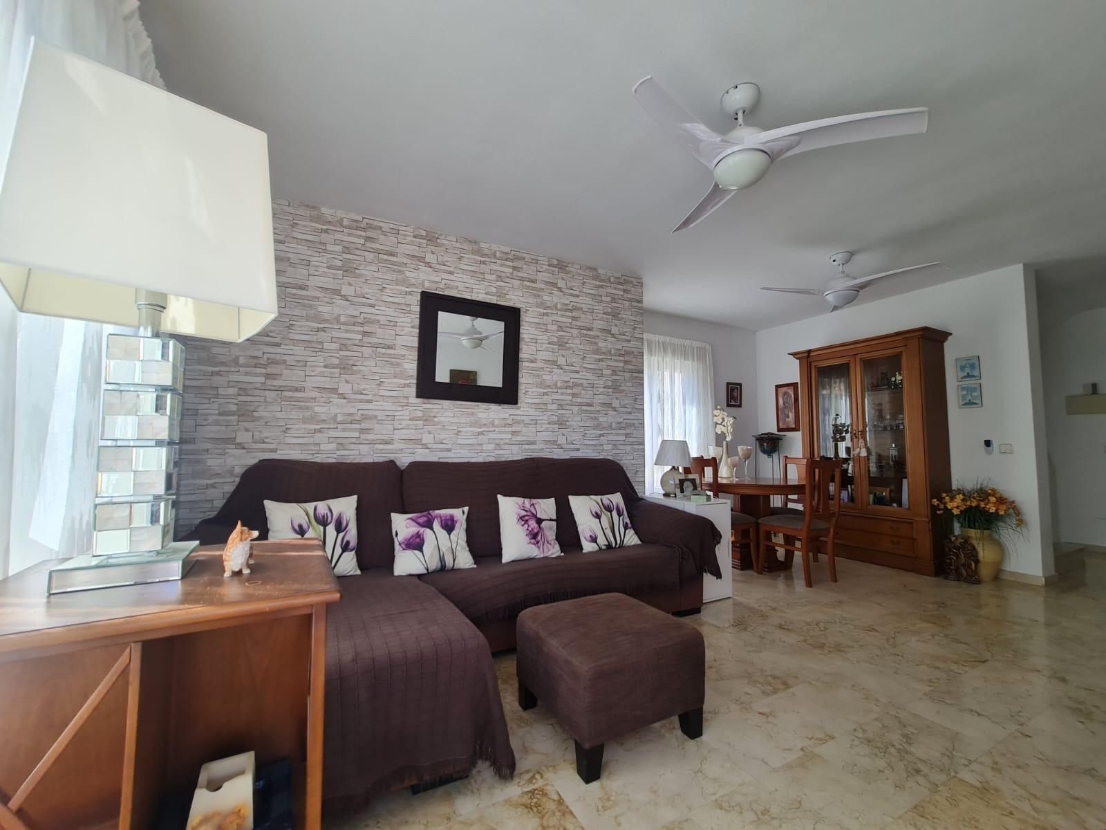 Bedrooms: 3, Bathrooms: 2, Villa in Orihuela Costa, Alicante, Spain