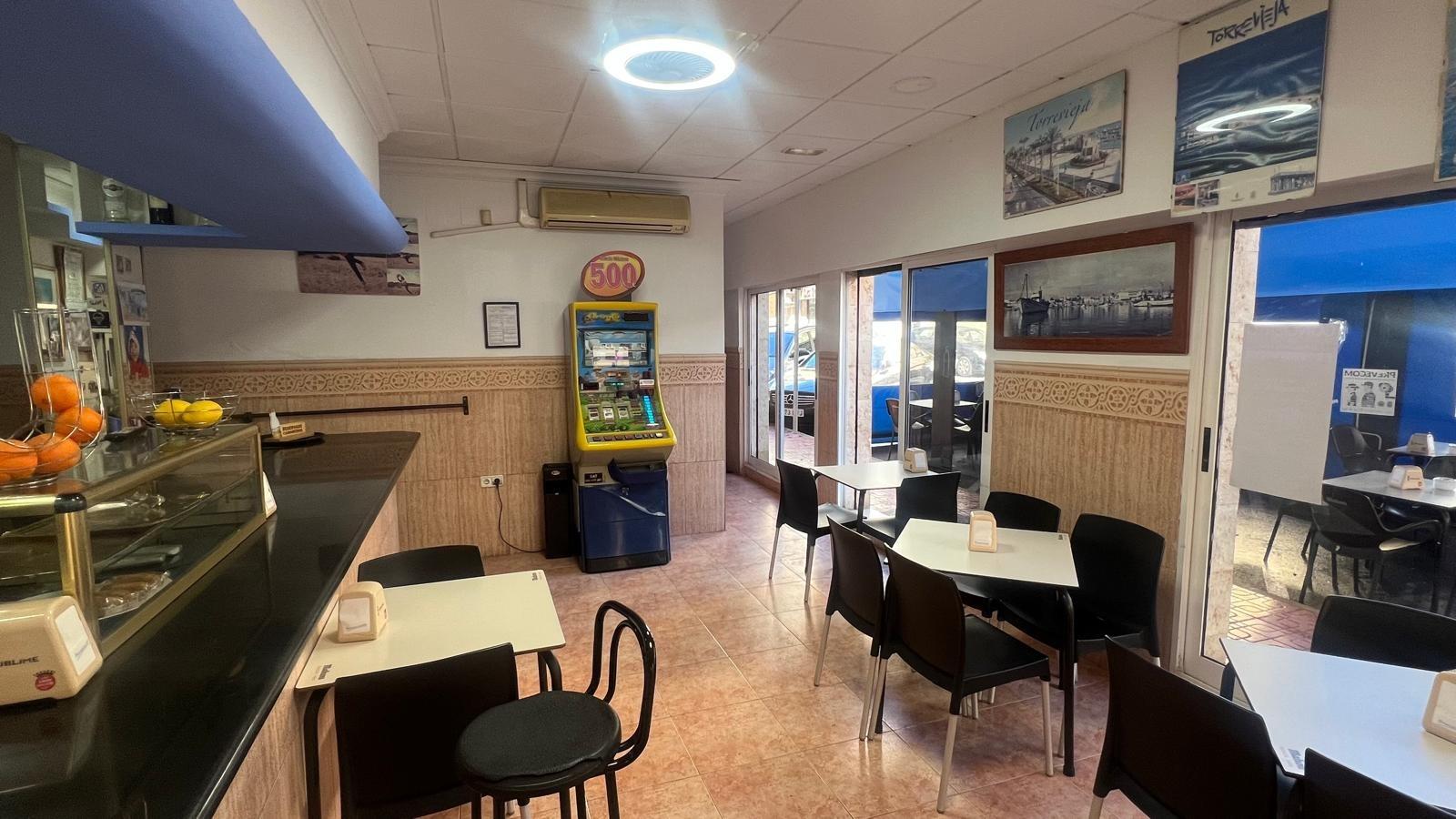 Master bedroom in commercial for sale in Torrevieja