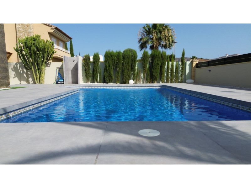 Living room in villa for sale in Alfas del Pi
