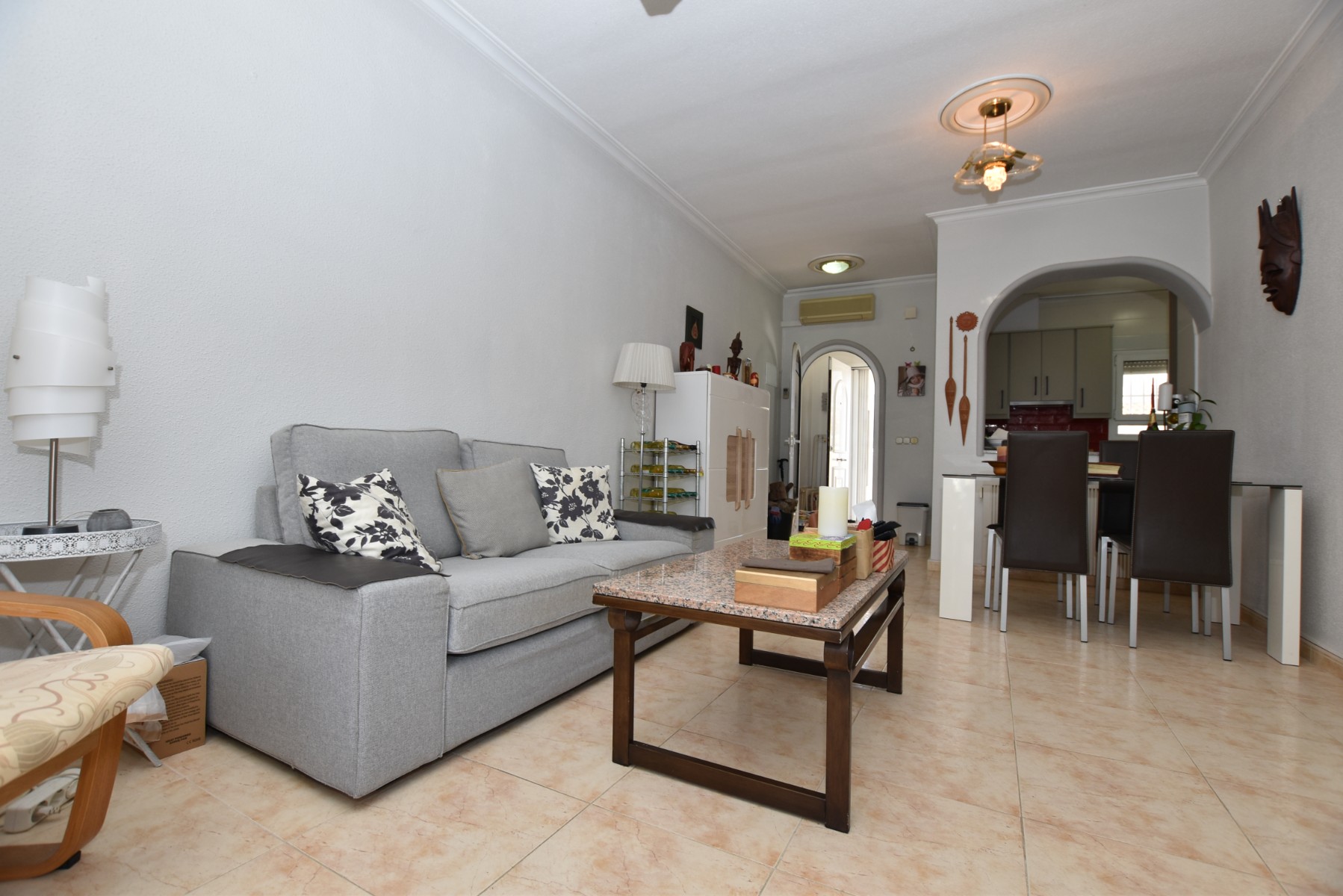 Pool area in villa for sale in Algorfa