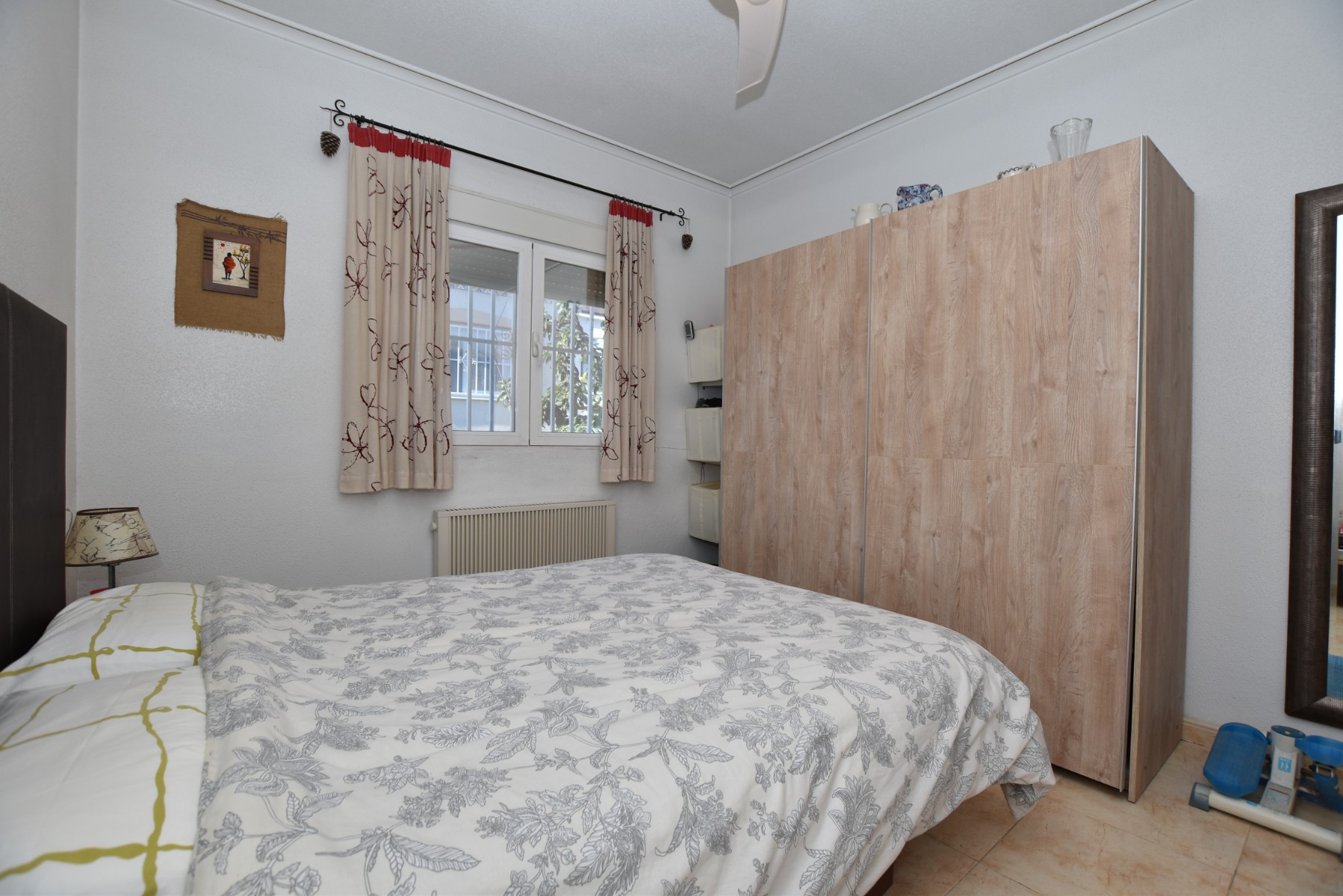 Bathroom in villa for sale in Algorfa