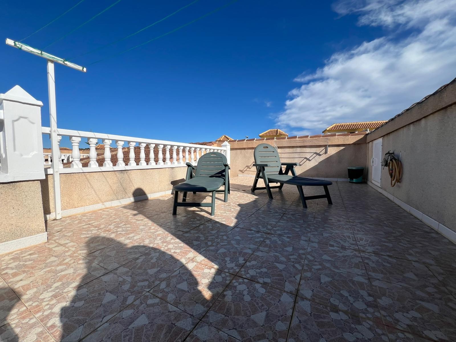 Bedroom in villa for sale in Algorfa