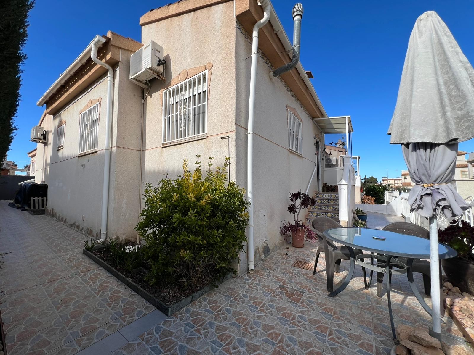 Terrace in villa for sale in Algorfa