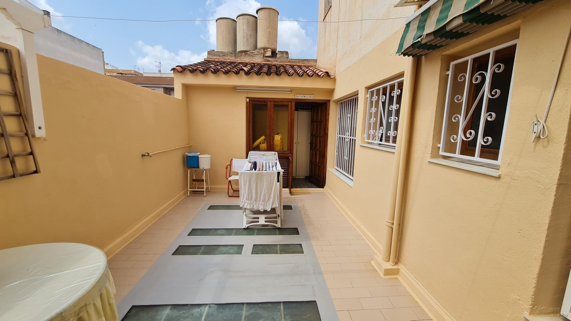 Pool area in terraced for sale in Elda