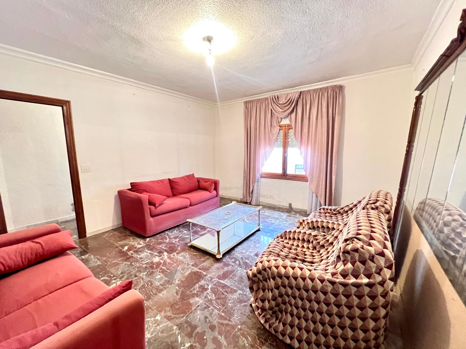 Master bedroom in terraced for sale in Barinas