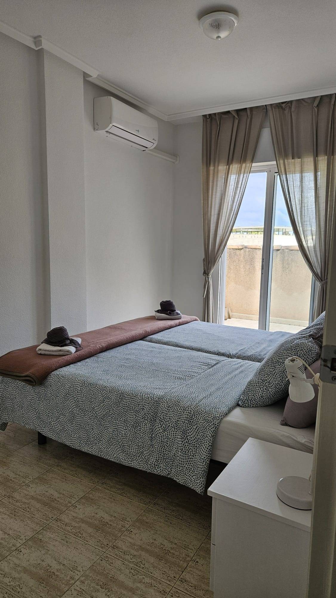 Bedroom in penthouse for sale in Torrevieja