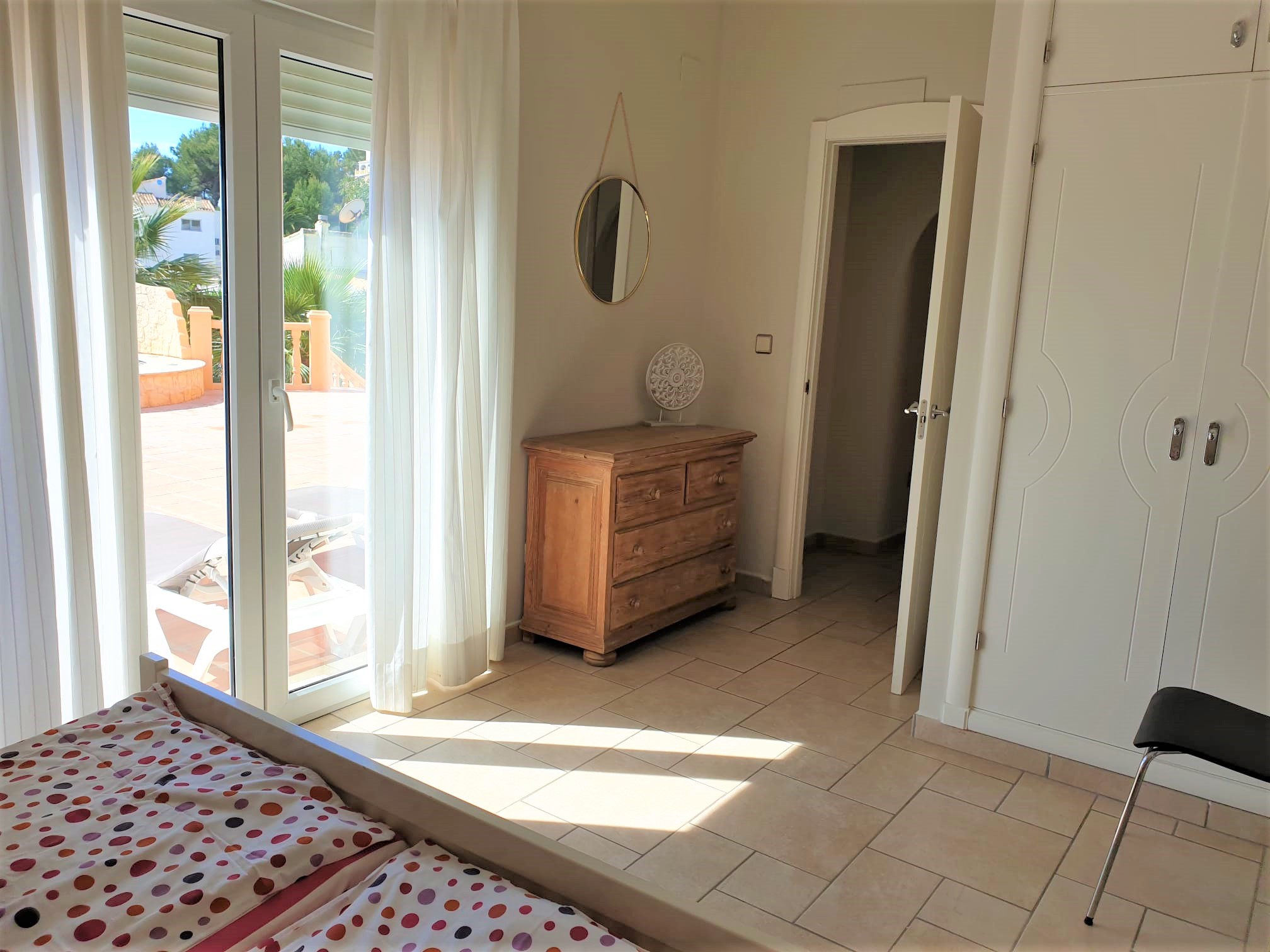 Bedroom in villa for sale in javea
