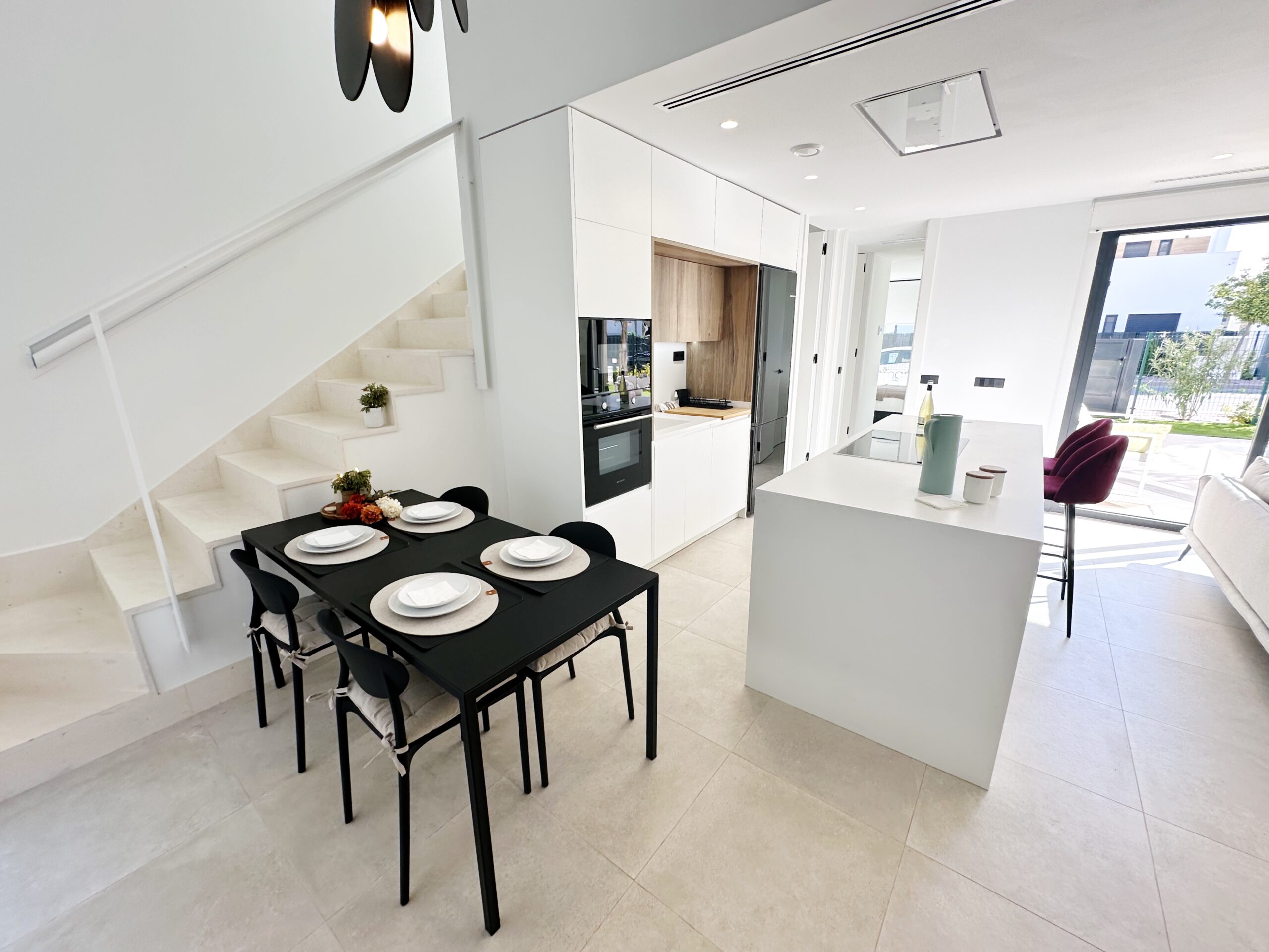 Master bedroom in villa for sale in Santa Rosalia Resort