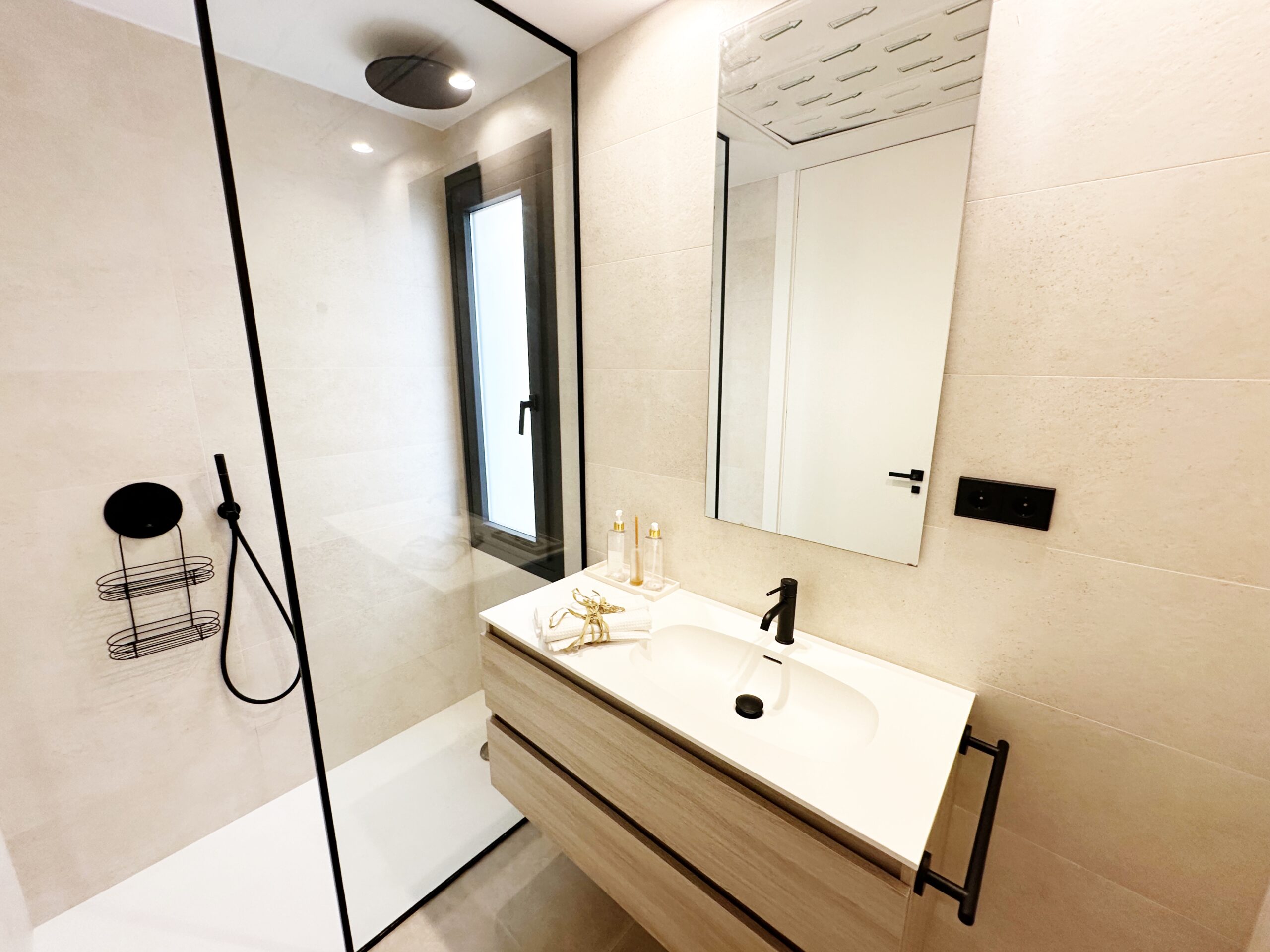 Bathroom in villa for sale in Santa Rosalia Resort