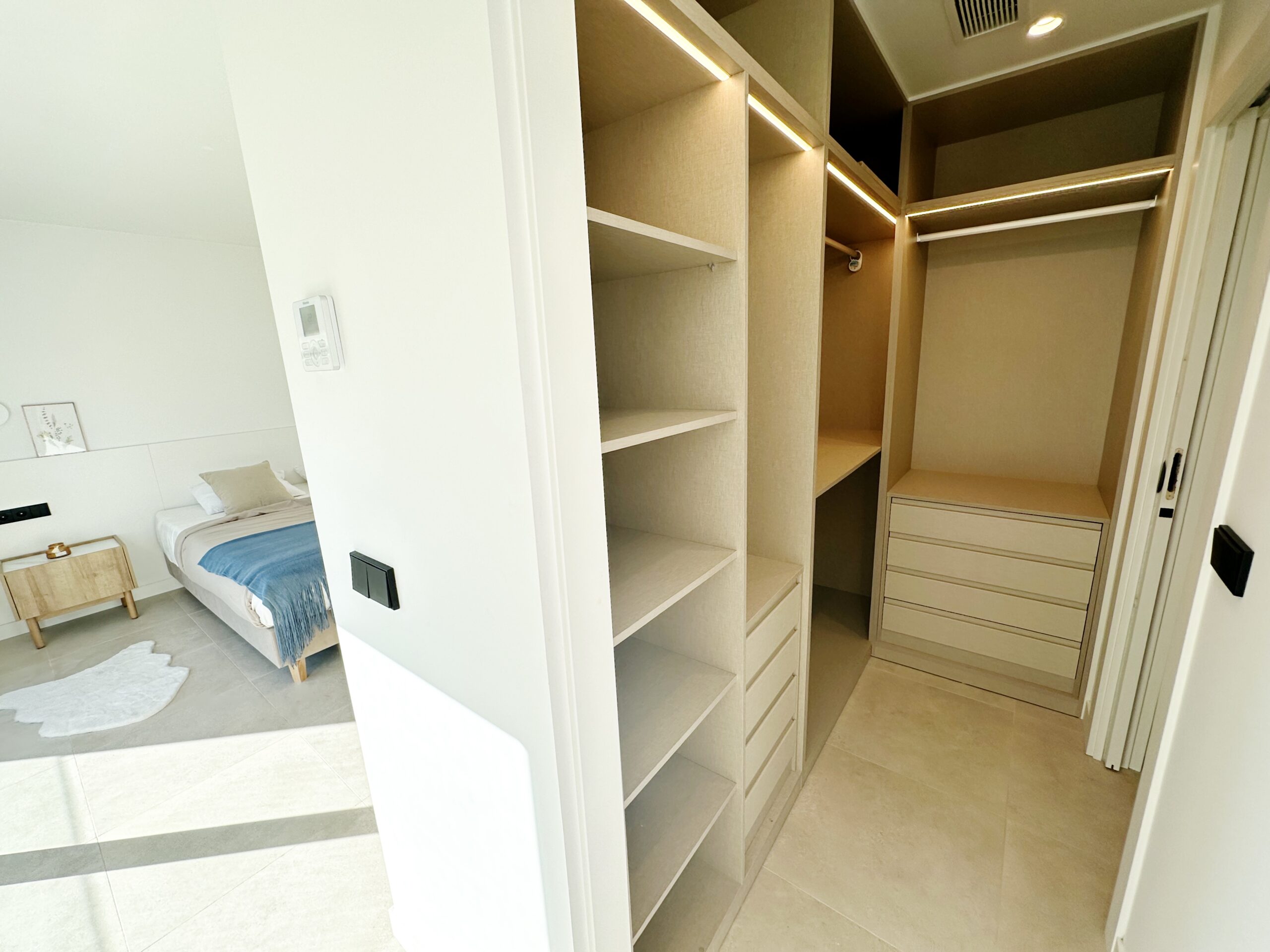Master bedroom in villa for sale in Santa Rosalia Resort