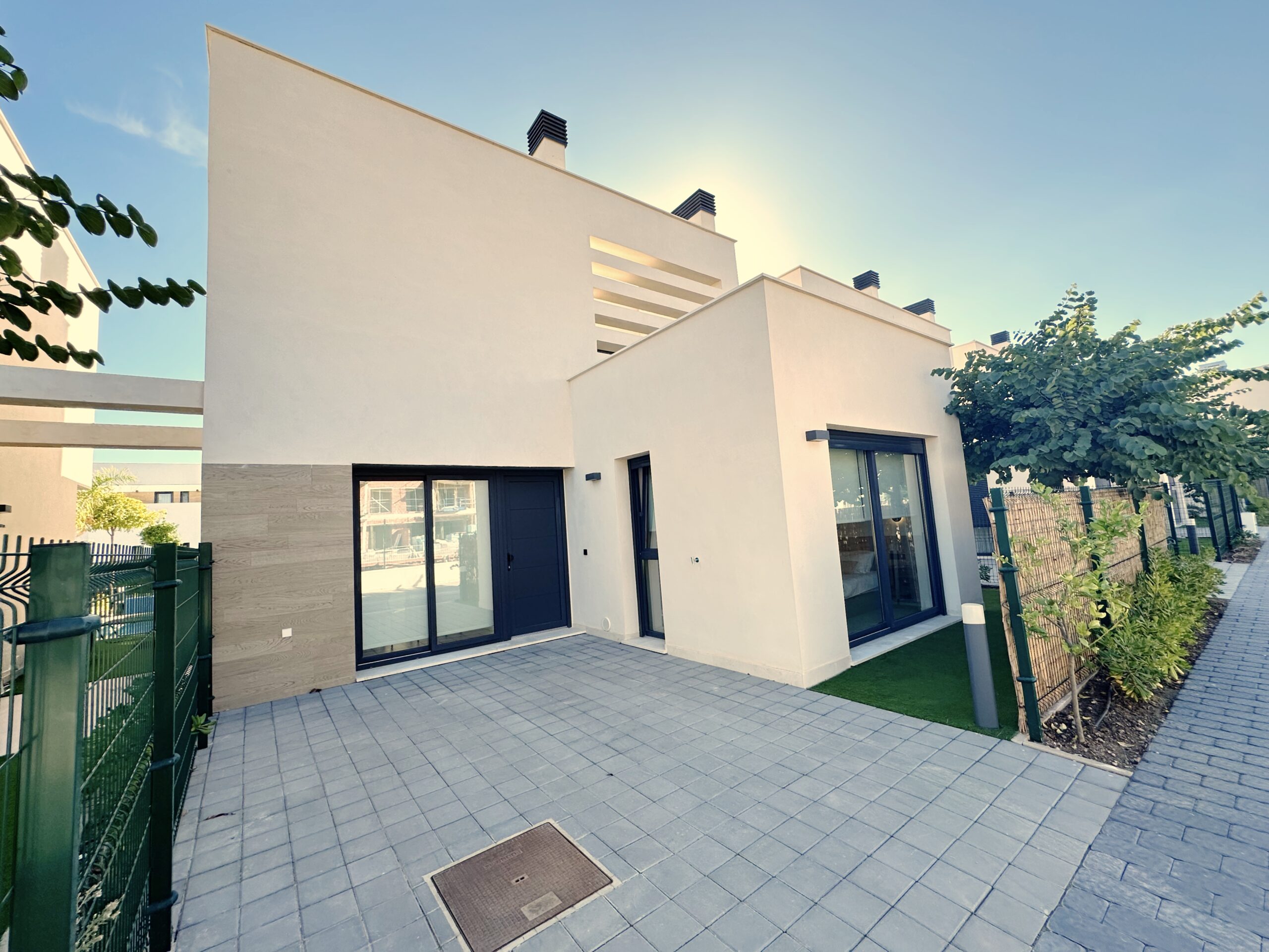 Garden in villa for sale in Santa Rosalia Resort