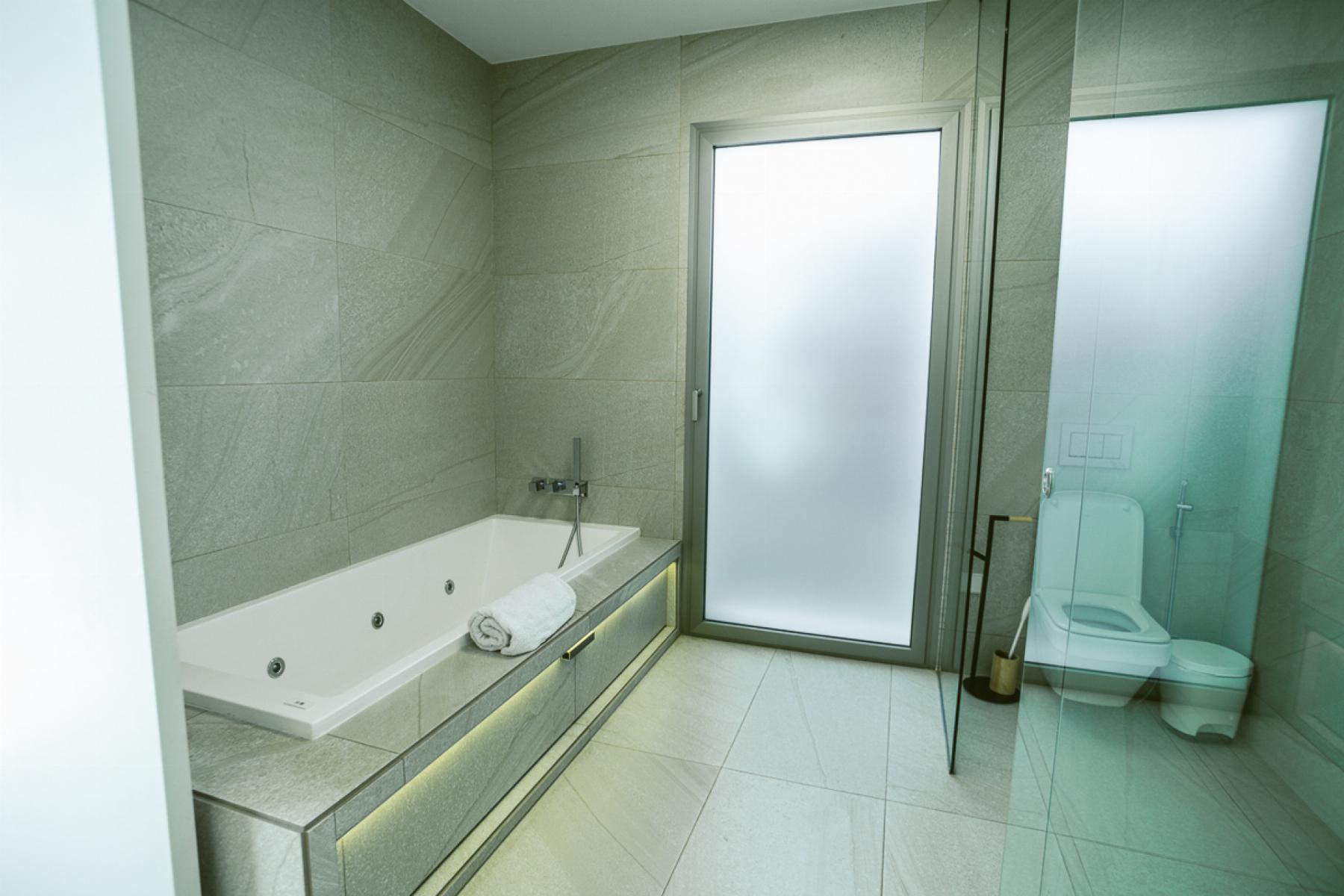 Bathroom in villa for sale in Orihuela Costa