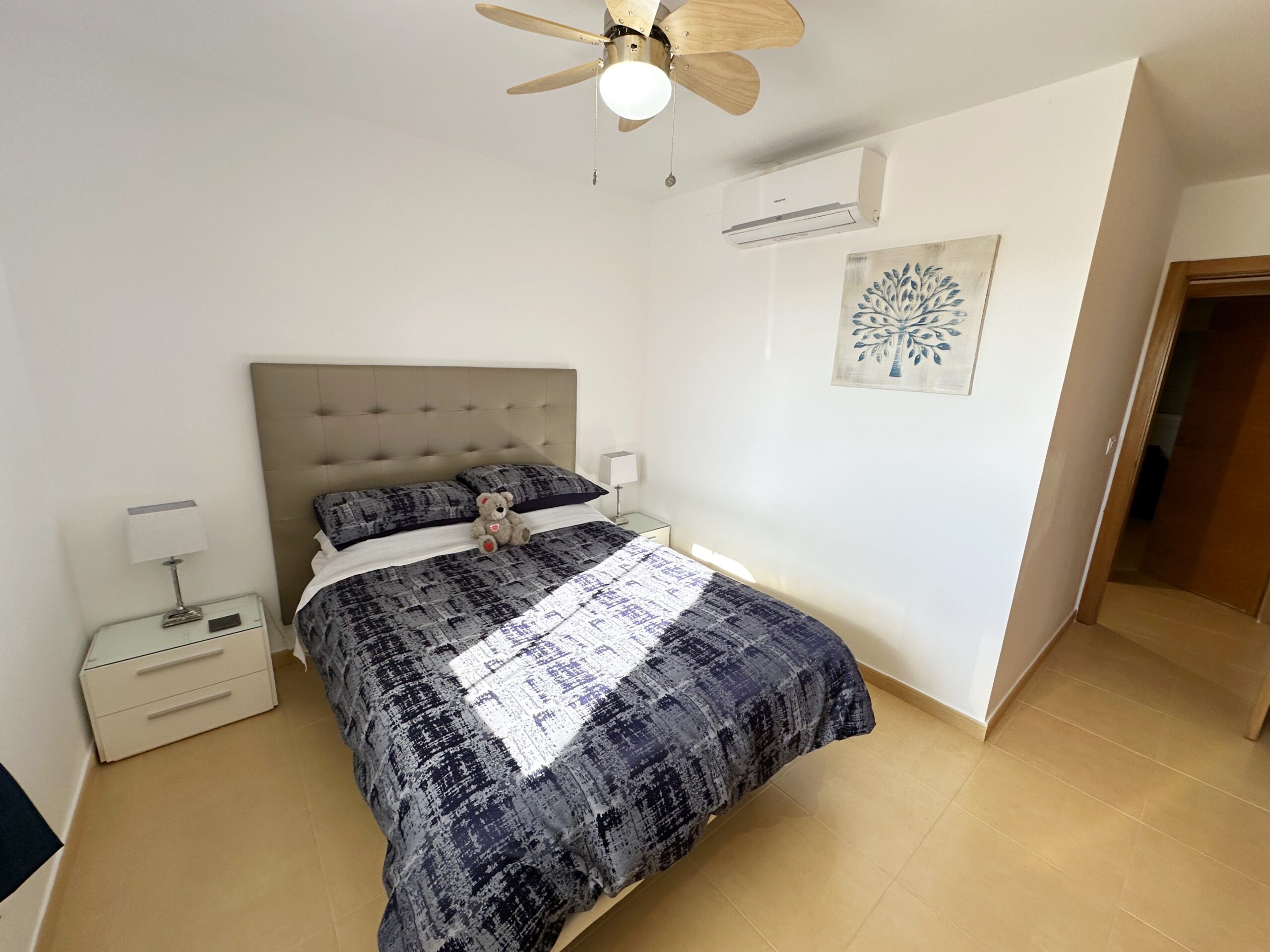 Bedroom in apartment for sale in Mar Menor Golf Resort