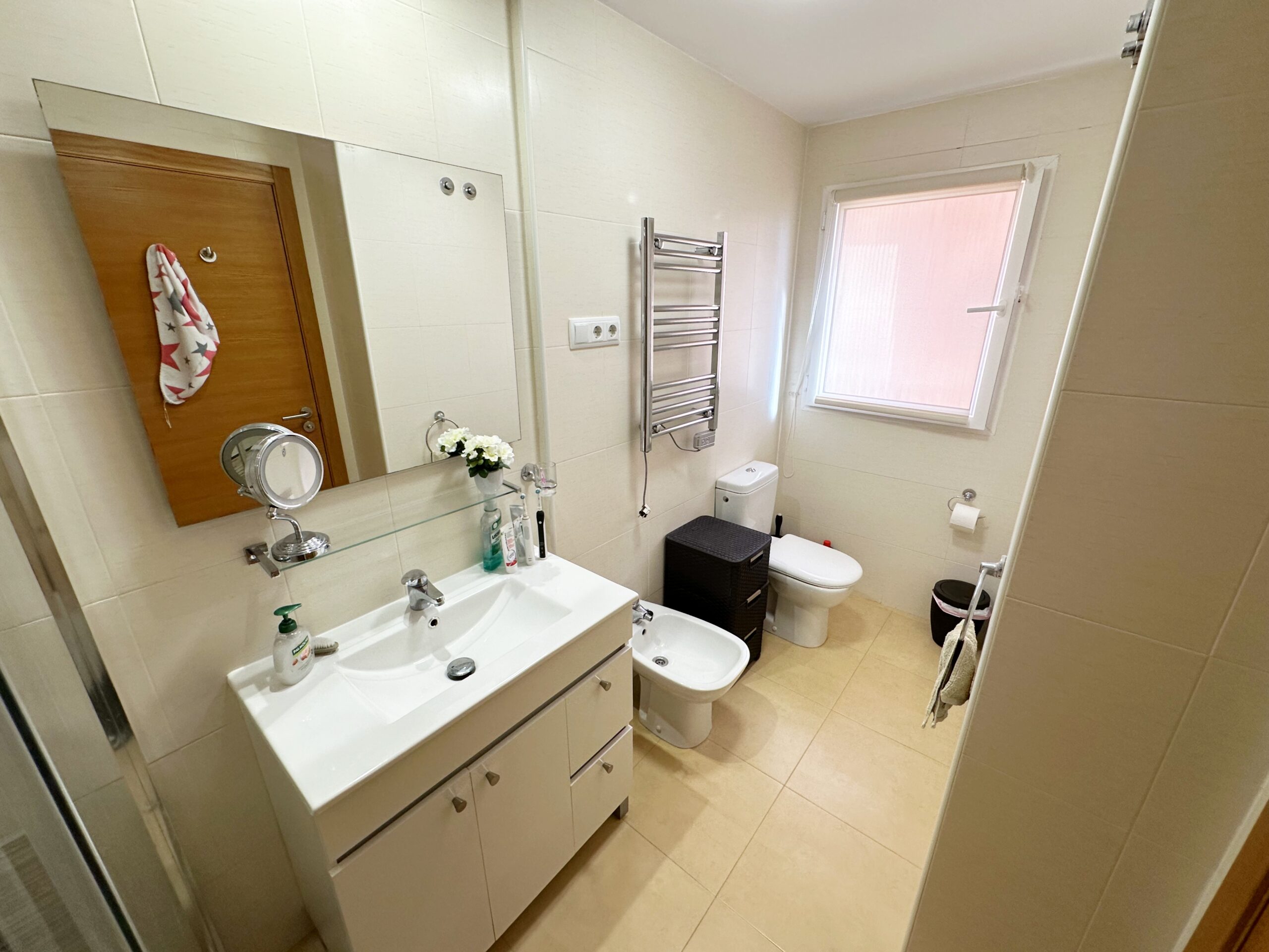 Bedroom in apartment for sale in Mar Menor Golf Resort