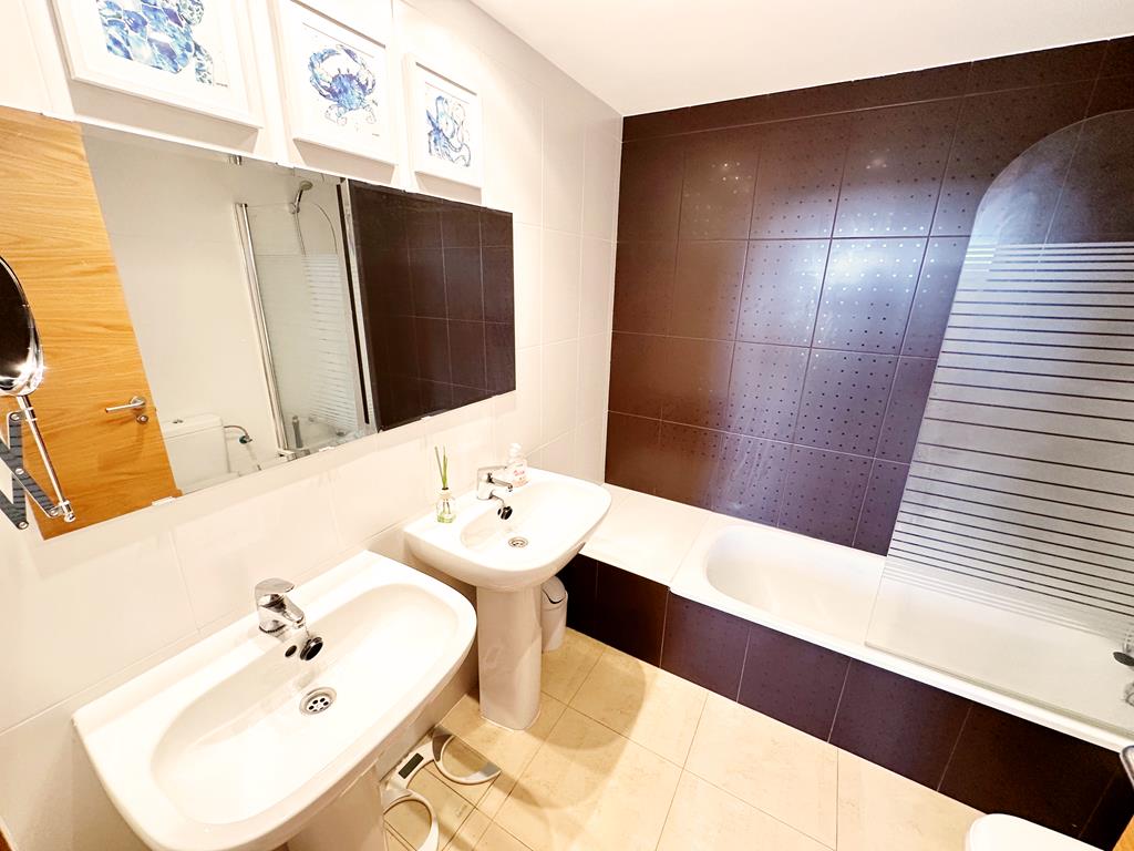 Master bedroom in apartment for sale in Mar Menor Golf Resort