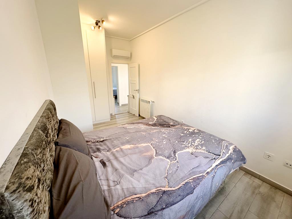 Bedroom in villa for sale in La Torre Golf Resort