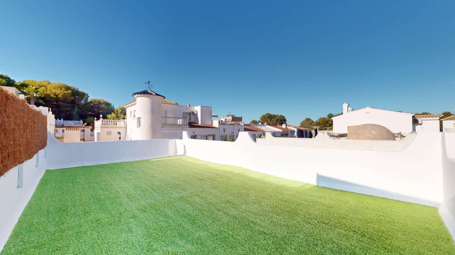 Terrace in bungalow for sale in Orihuela