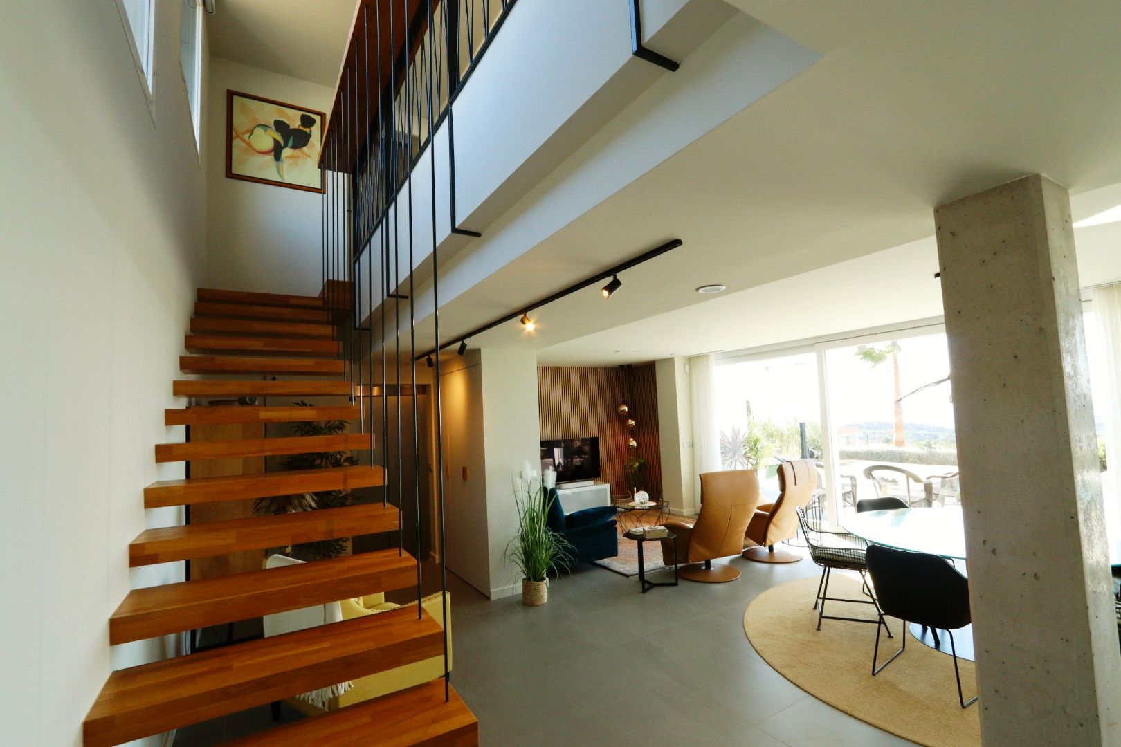 Dining area in villa for sale in Finestrat