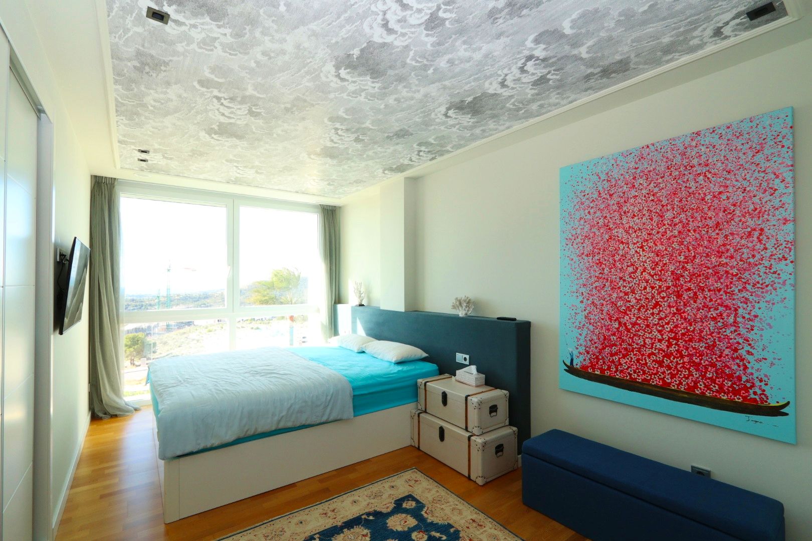 Master bedroom in villa for sale in Finestrat